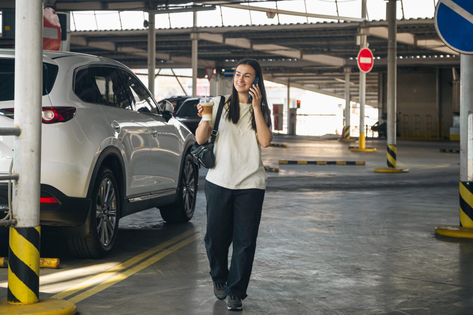 Safety Features You Should Expect in a Parking Garage